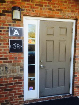 Images Hutson Realty, Inc.