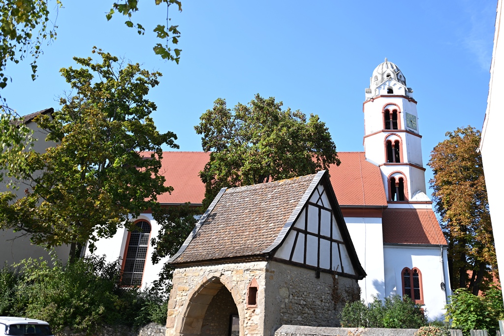 Evangelische Kirche Dittelsheim / Heidenturmkirche Dittelsheim - Evangelische Kirchengemeinde Dittelsheim-Heßloch und Frettenheim