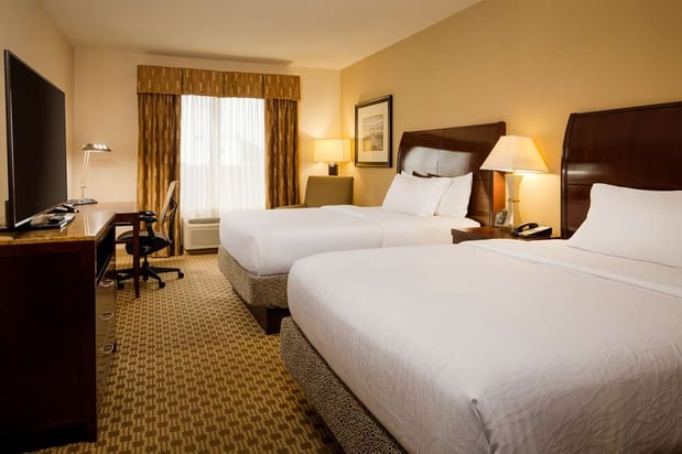 Images Hilton Garden Inn Cincinnati Blue Ash