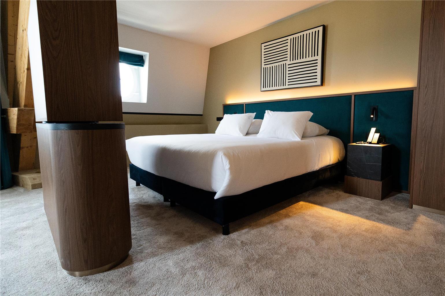 Junior Suite & Family Room
