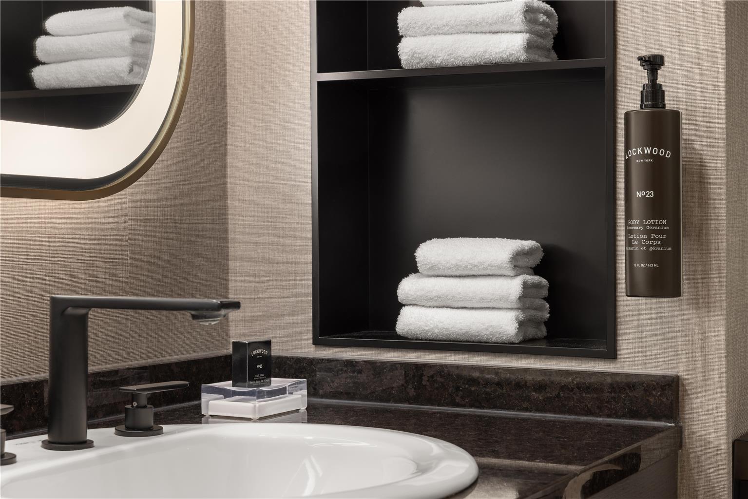 Images Hotel Vallea Bromont, Tapestry Collection by Hilton