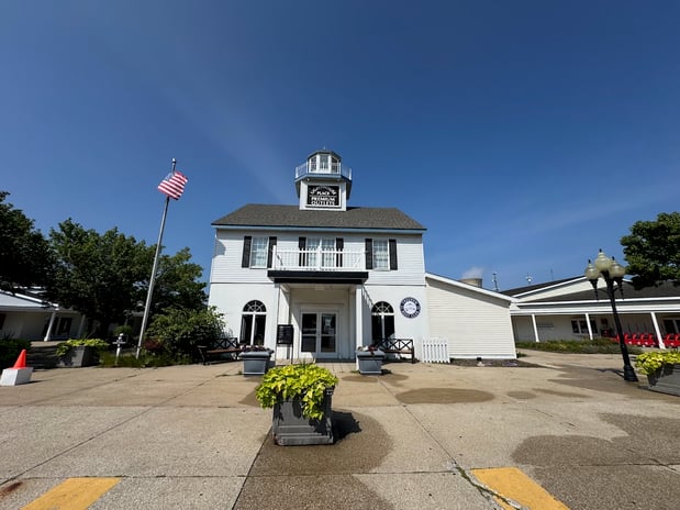 Images CoinFlip Bitcoin ATM - Lighthouse Place Premium Outlets (Michigan City)