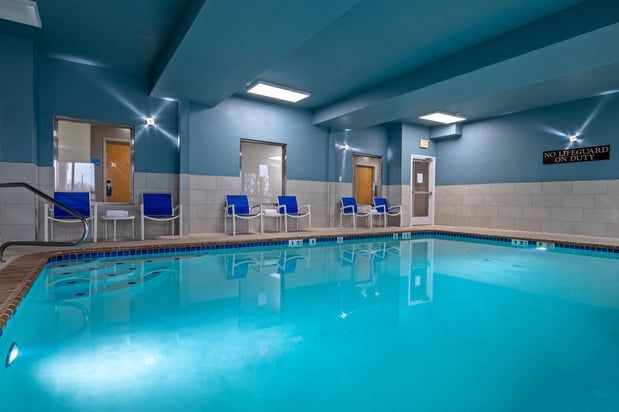 Images Holiday Inn Express & Suites Woodbridge by IHG