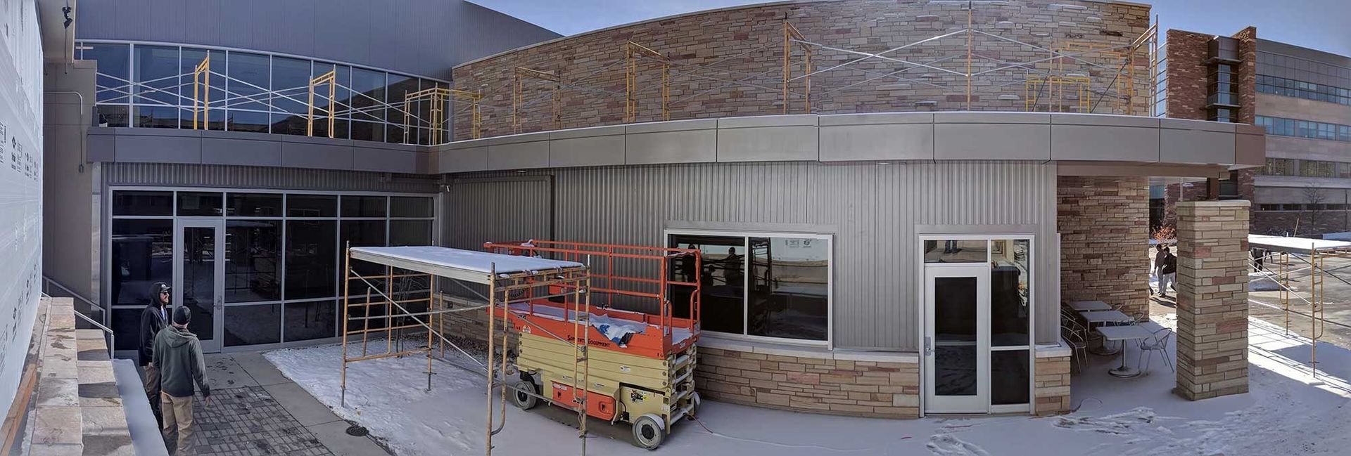 4 Corners Exteriors Image