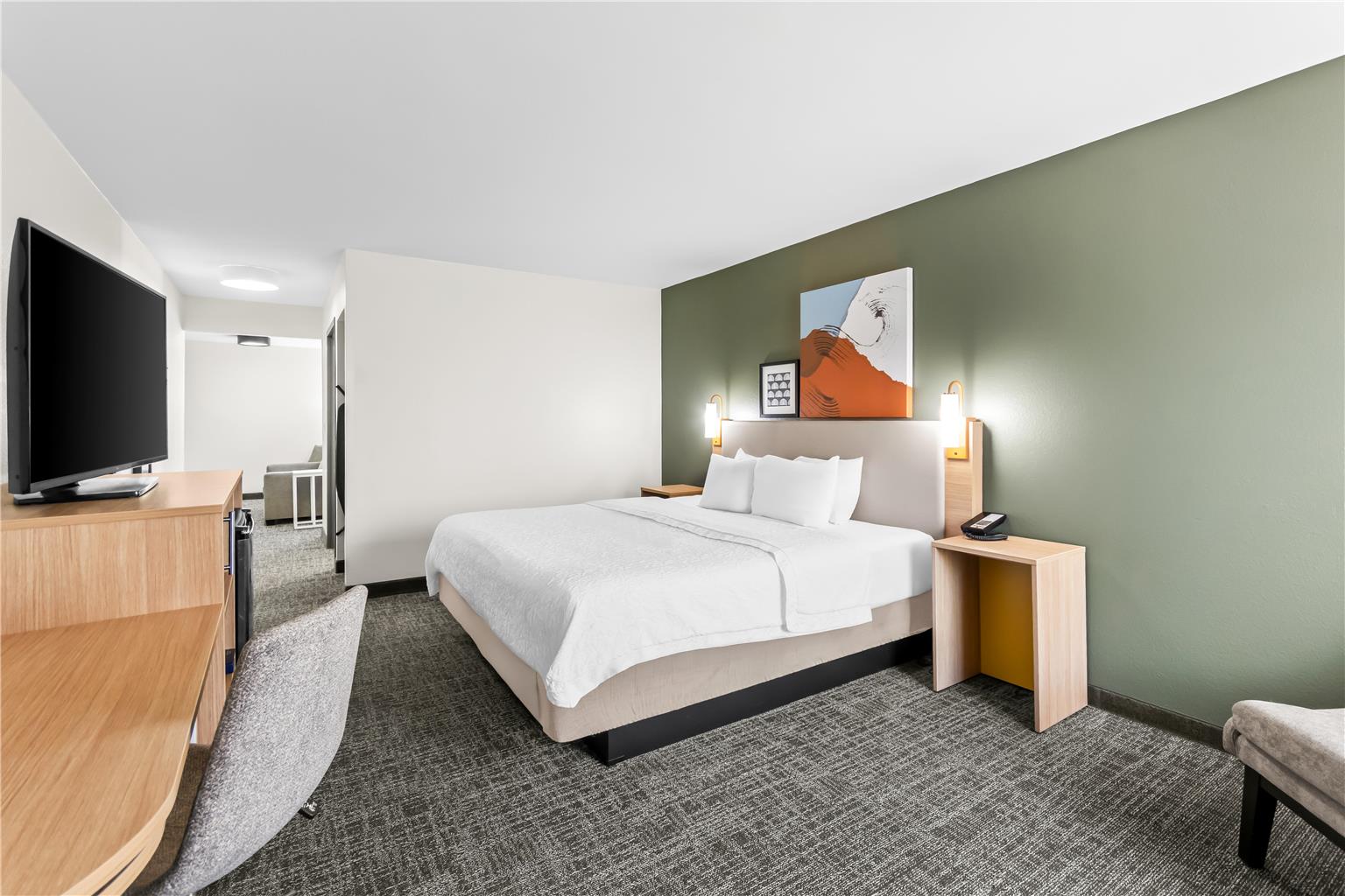 Guest room 