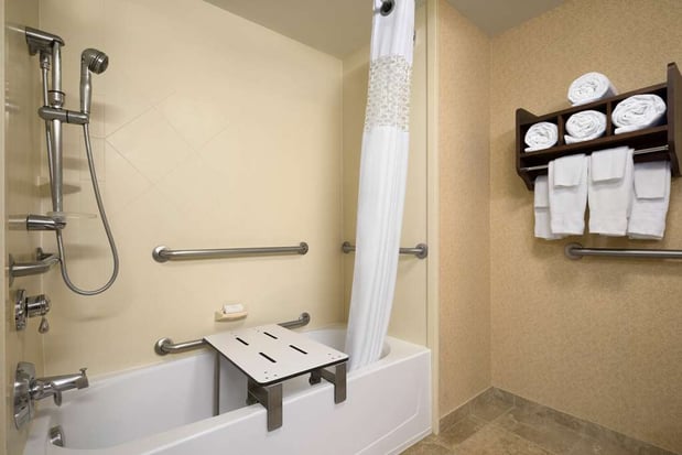 Images Hampton Inn & Suites Williamsburg-Central