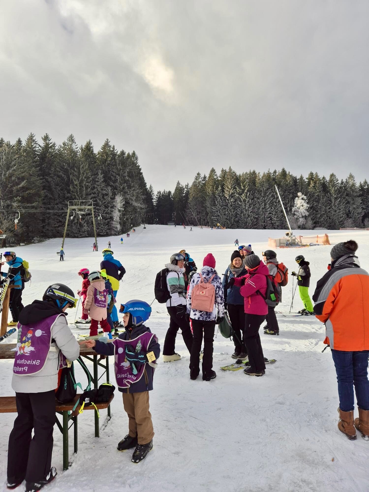 Skischule Predigtstuhl, Bogener Straße 2 in Sankt Englmar