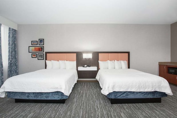 Images Hampton Inn & Suites Denver-Downtown