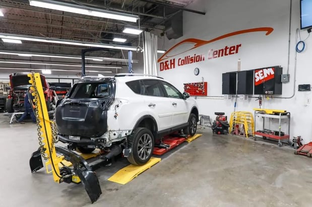 Images D&H Collision Center