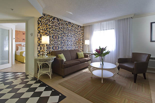 Images Miami Lakes Hotel and Golf