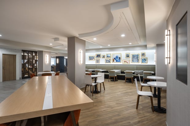 Images Holiday Inn Anderson by IHG