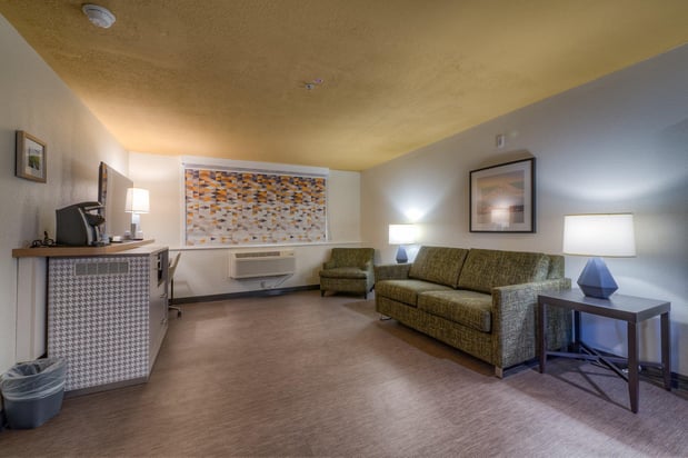 Images Holiday Inn Tacoma Mall by IHG