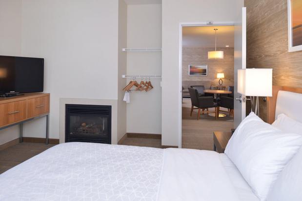 Images Holiday Inn Express & Suites Pocatello by IHG