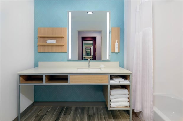 Images Hilton Garden Inn Cape Canaveral near Cocoa Beach