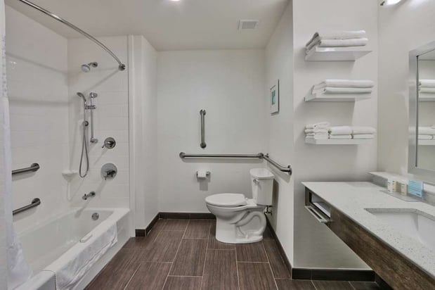 Images Hampton Inn & Suites Guthrie