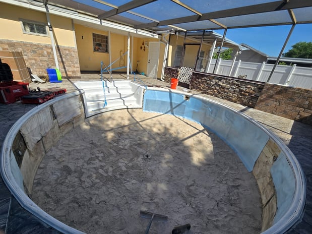 Images Paradise Palm Pools Inc