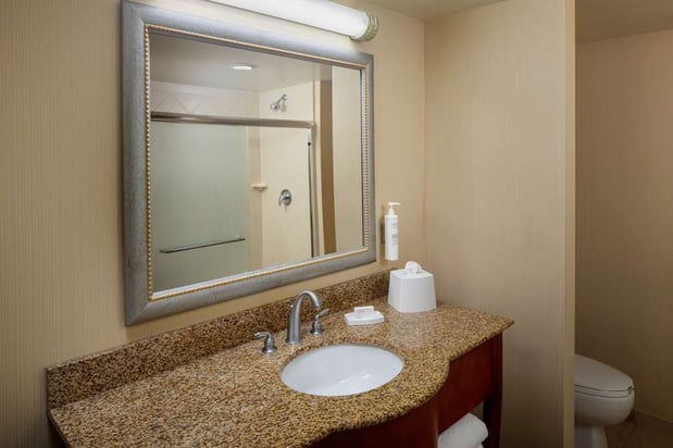 Images Hampton Inn & Suites Mystic