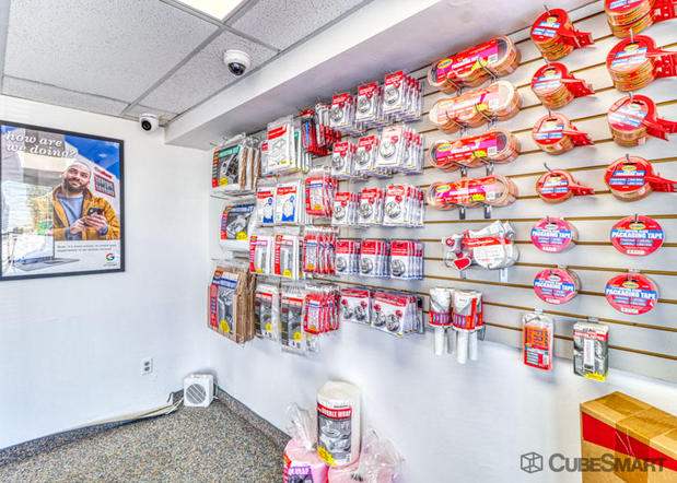 Images CubeSmart Self Storage