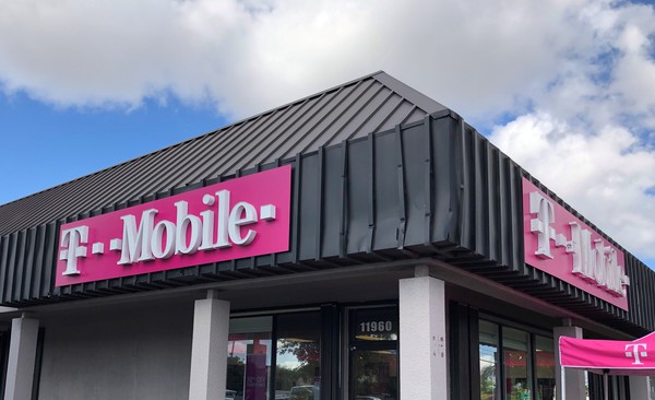 T Mobile Store At Sw 8th St Miami Fl T Mobile