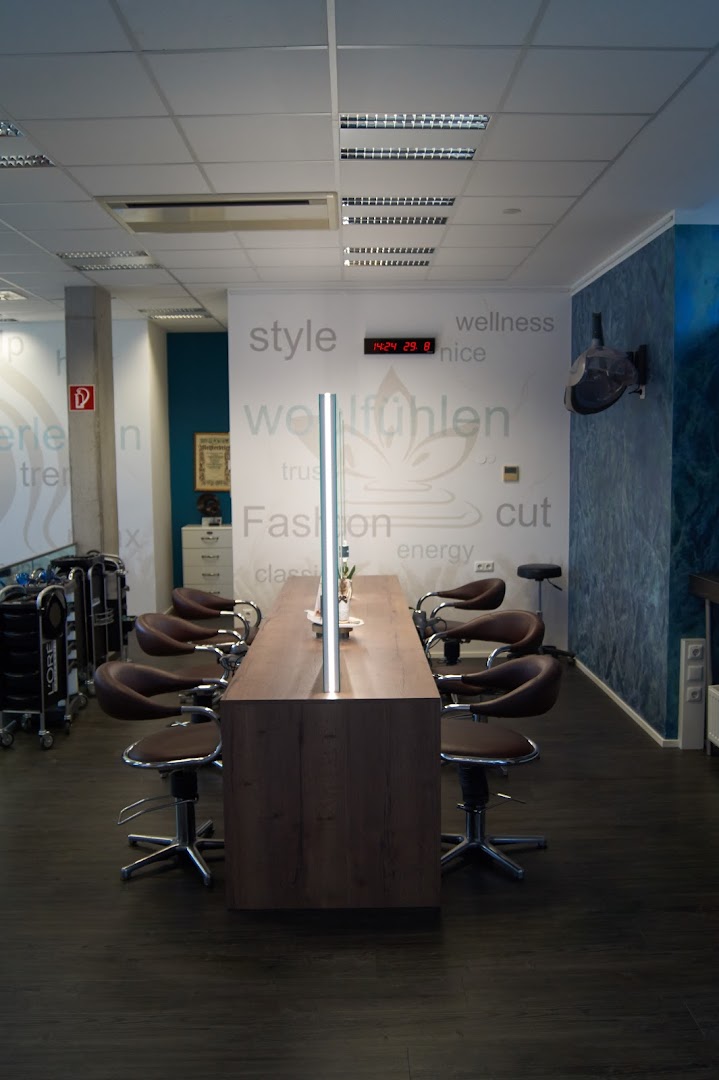 Bilder Haarsalon Andrea Karitnig