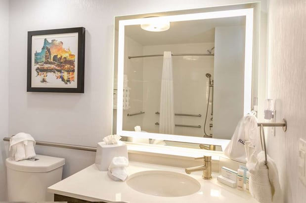 Images Hampton Inn & Suites Nashville-Green Hills