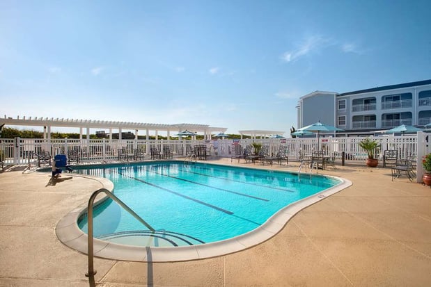 Images Hampton Inn & Suites Outer Banks/ Corolla