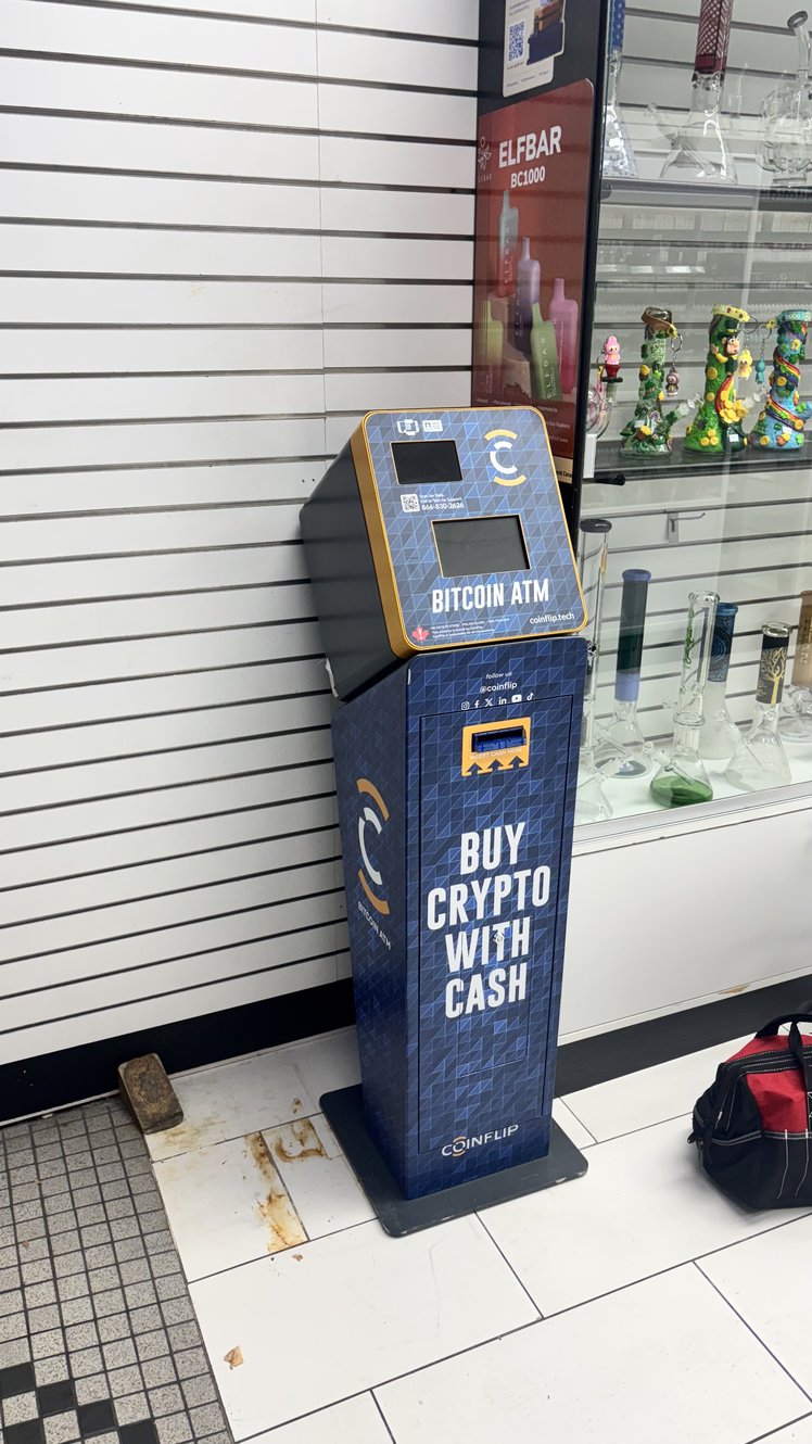 Images CoinFlip Bitcoin ATM - Buzzberry Smoke Shop (Vancouver)