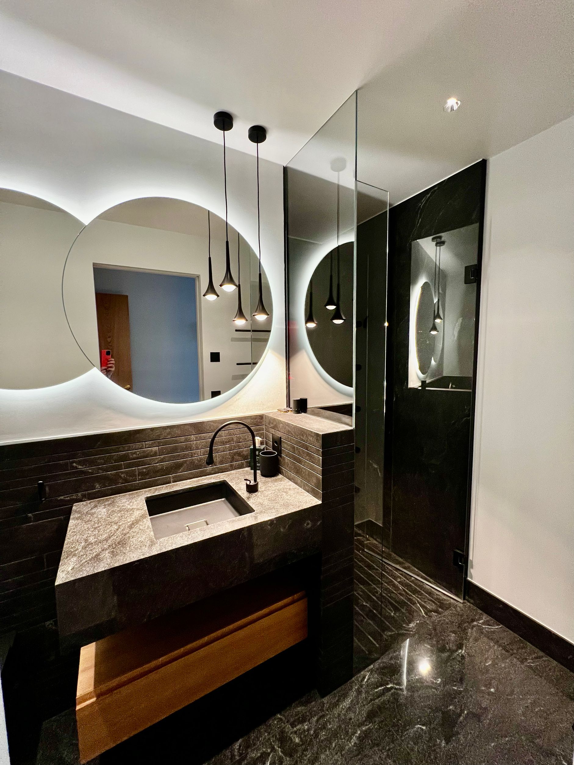 Bilder Valérie Ruiz Sàrl