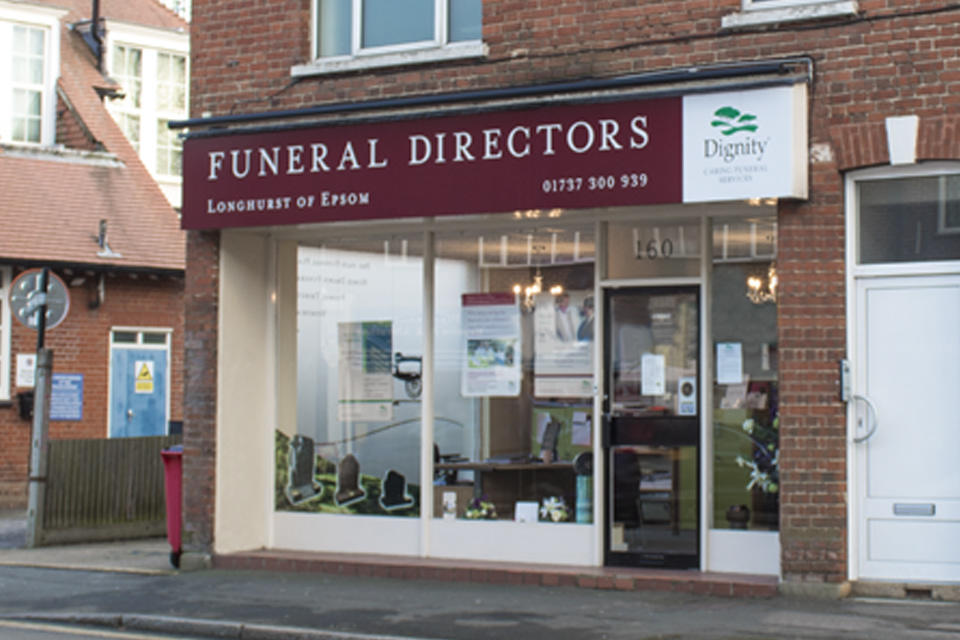 Longhurst of Epsom Funeral Directors Banstead 01737 300939