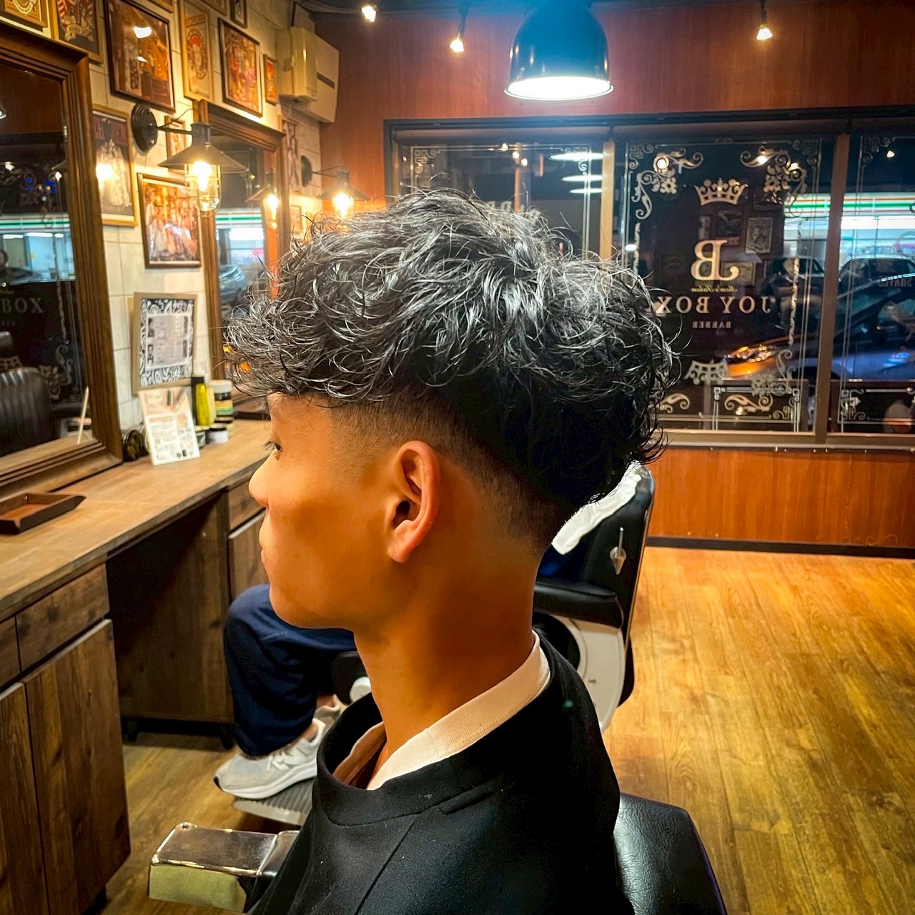 Images Men's Salon JOYBOX 東三国店