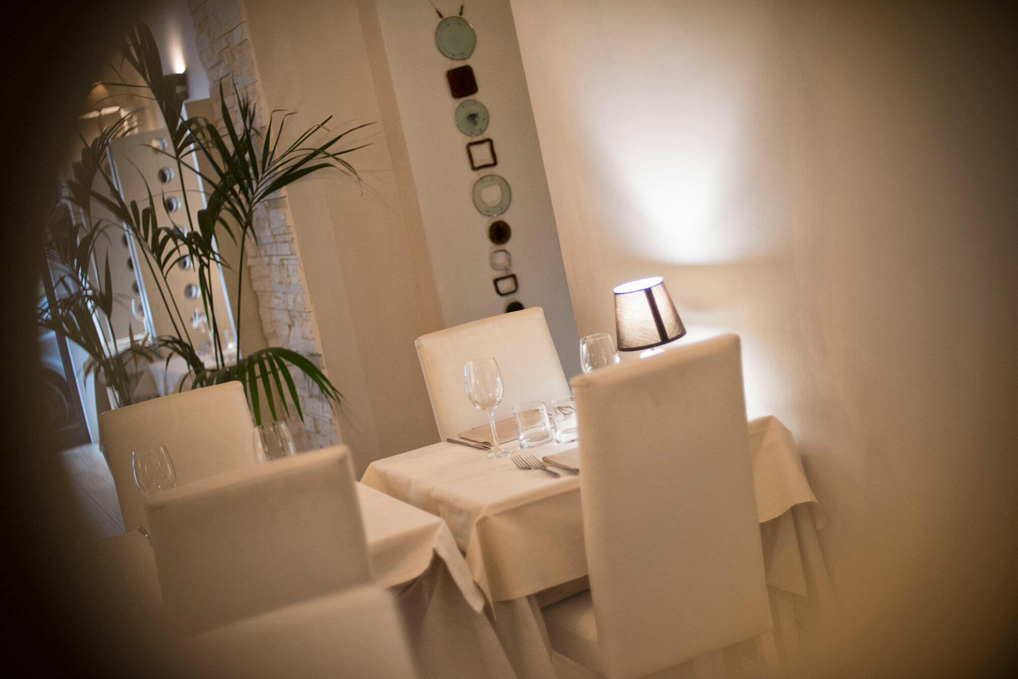 Matermatuta “books & food”