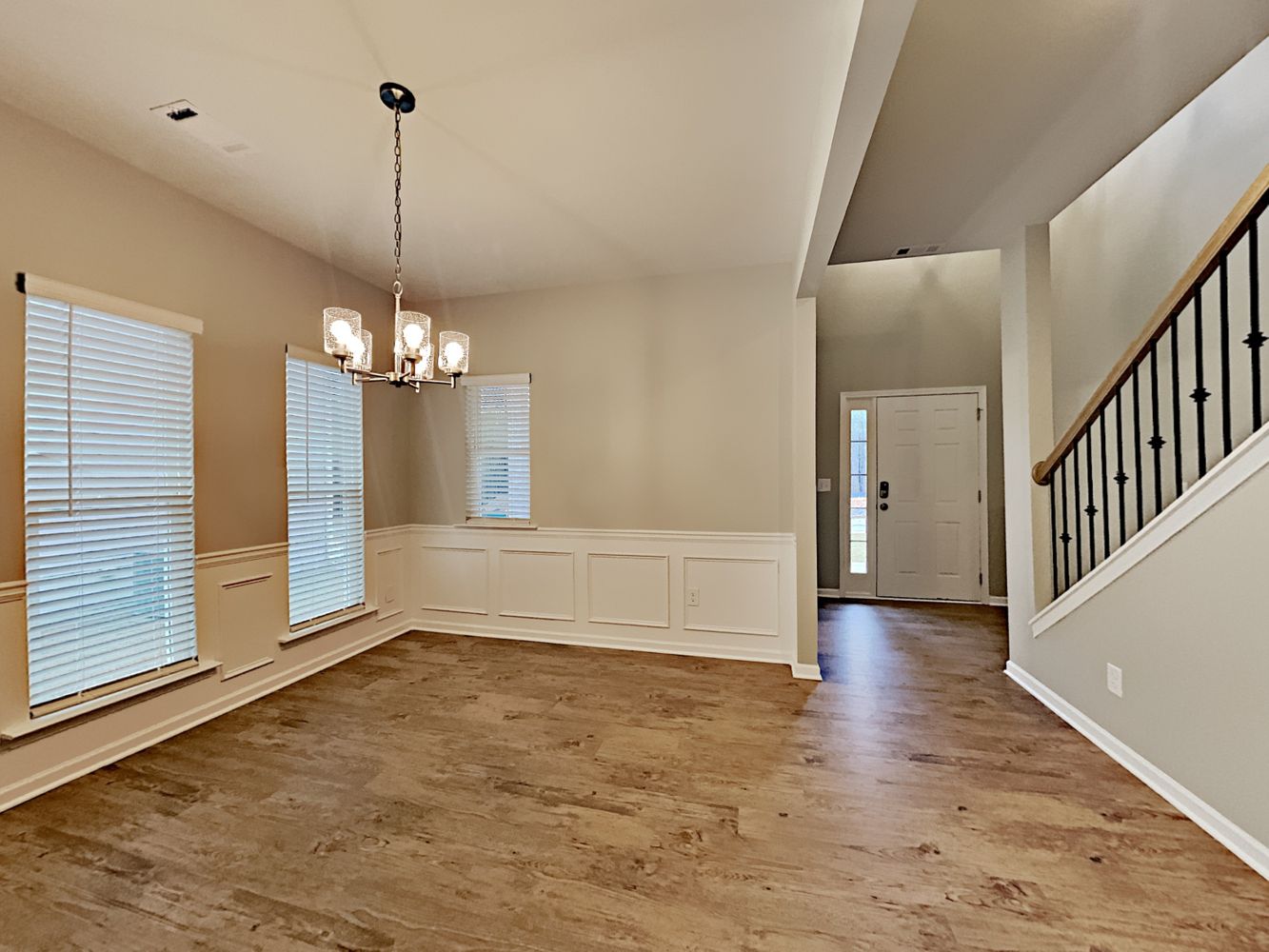 Beautiful dining space at Invitation Homes Atlanta.