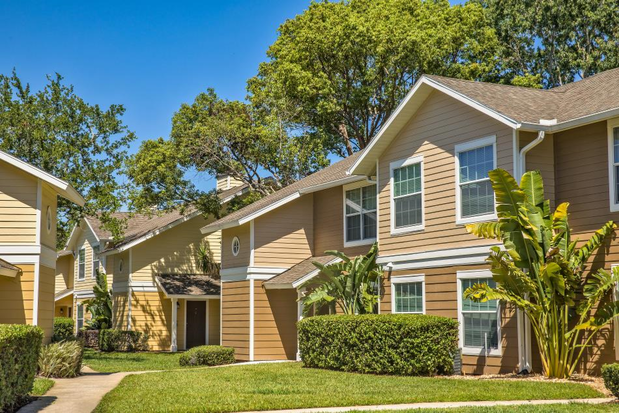 Images Calibre Bend Apartments