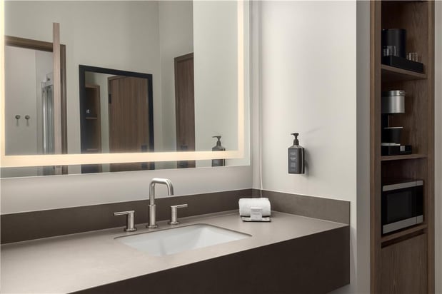 Images Starlite Yellowstone, Tapestry Collection by Hilton