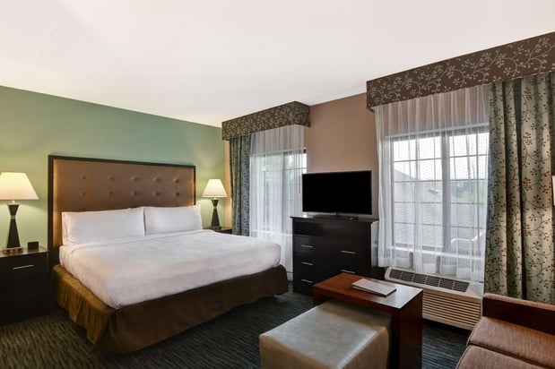Images Homewood Suites by Hilton Aurora Naperville