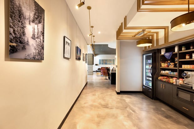 Images Hotel Indigo Silverthorne by IHG