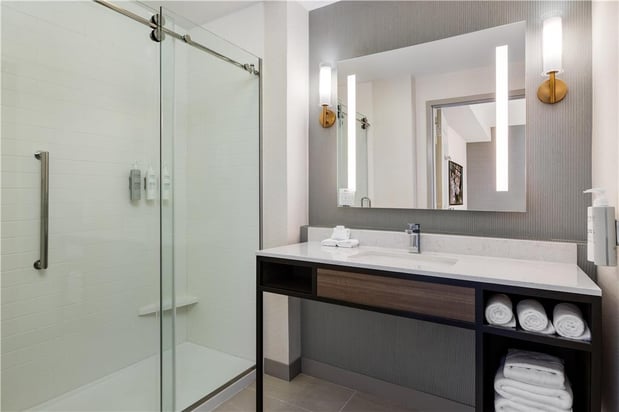 Images Hilton Garden Inn Indianapolis Downtown