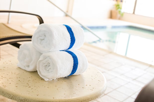 Images Holiday Inn Manchester Airport by IHG