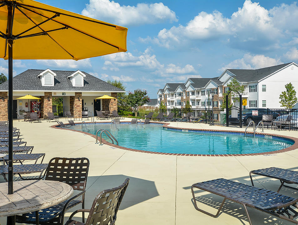 Resort-Style Pool & Sundeck