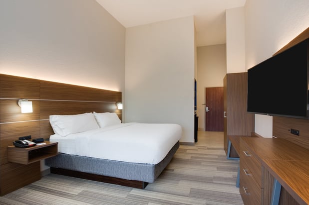 Images Holiday Inn Express & Suites Tampa-Fairgrounds-Casino by IHG