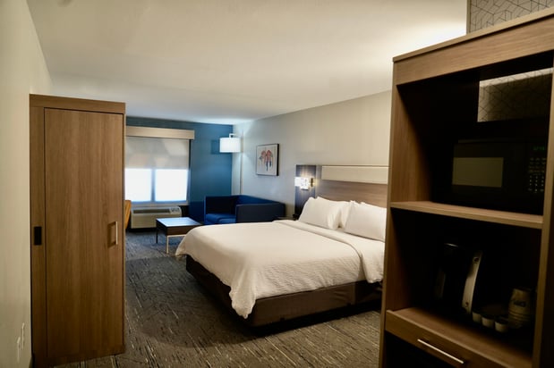 Images Holiday Inn Express & Suites Jackson - Flowood by IHG