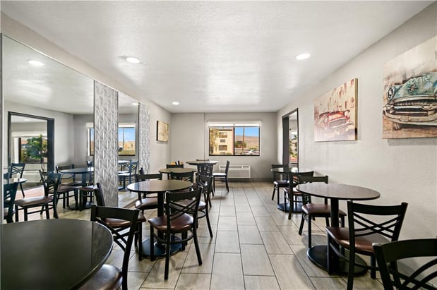 Images Best Western Desert Villa Inn