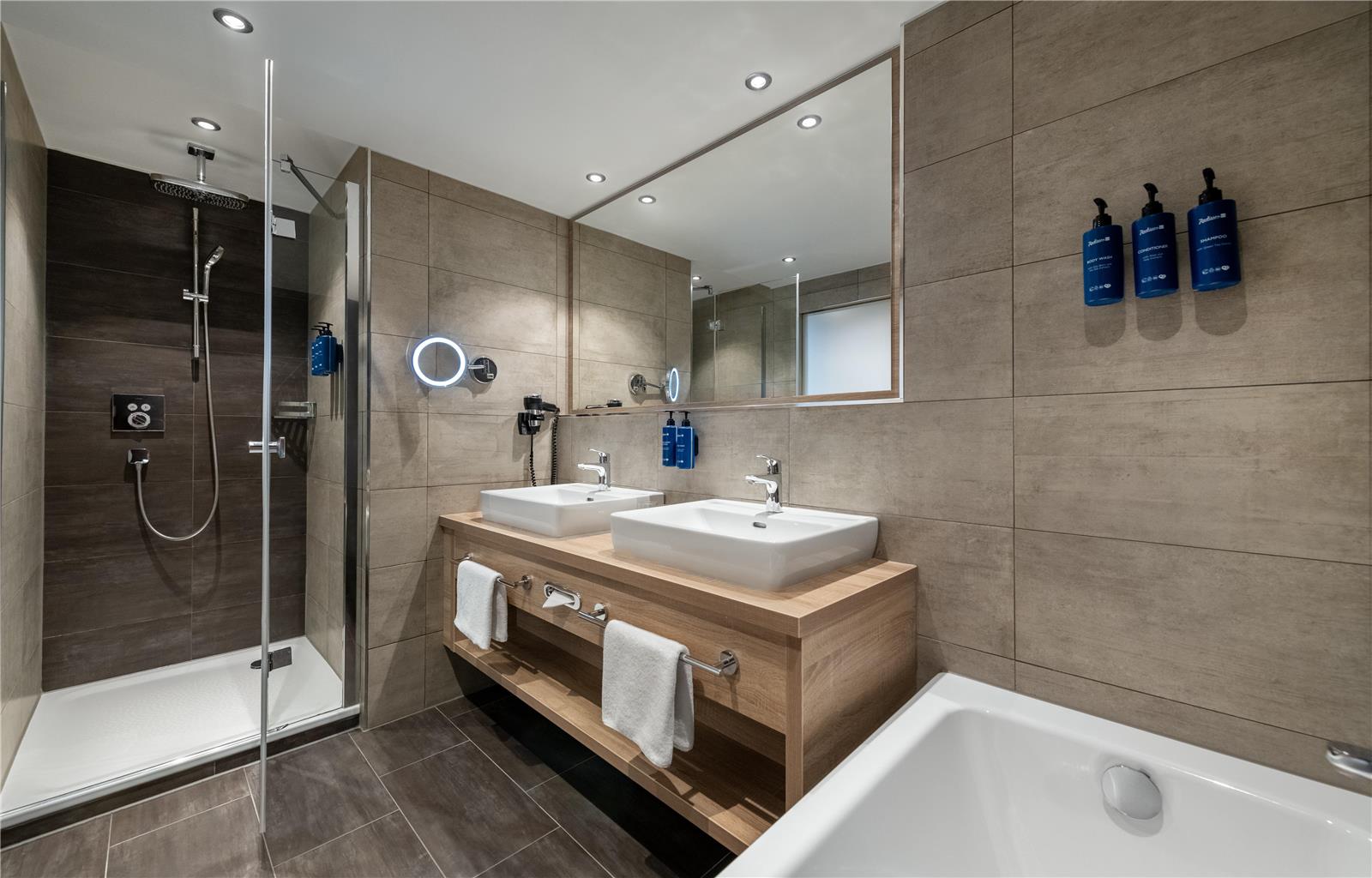 Radisson Blu Hotel & Conference Centre, Salzburg, Fanny-von-Lehnert-Strasse 7 in Salzburg