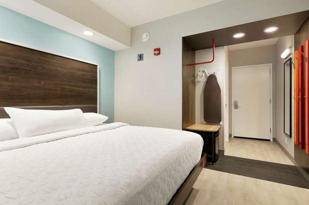 Images Tru by Hilton St. Charles St. Louis