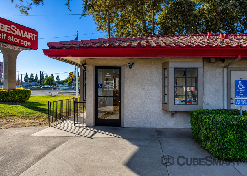 CubeSmart Self Storage