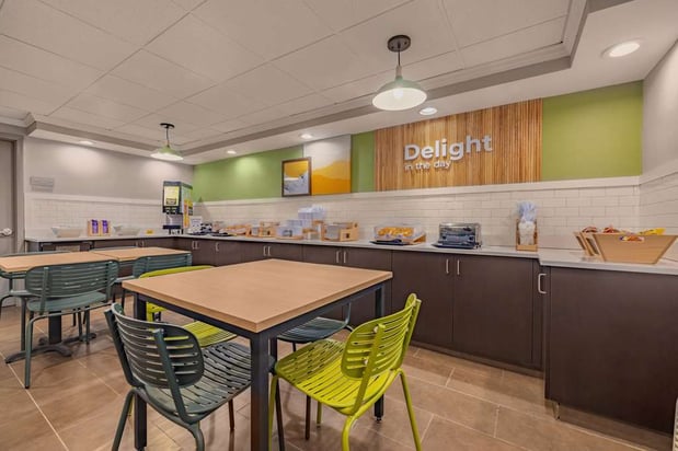 Images Spark by Hilton Clarks Summit