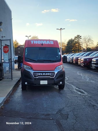 Images Thomas Chrysler Dodge Jeep Ram of Highland