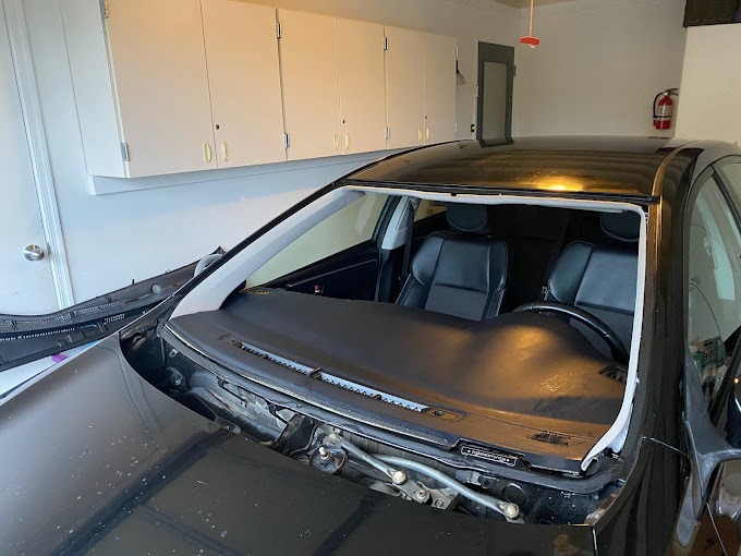 Locally owned and operated, Narciso’s Auto Glass LLC provides reliable auto glass services with no shortcuts—just honest work, fast turnaround, and affordable prices.