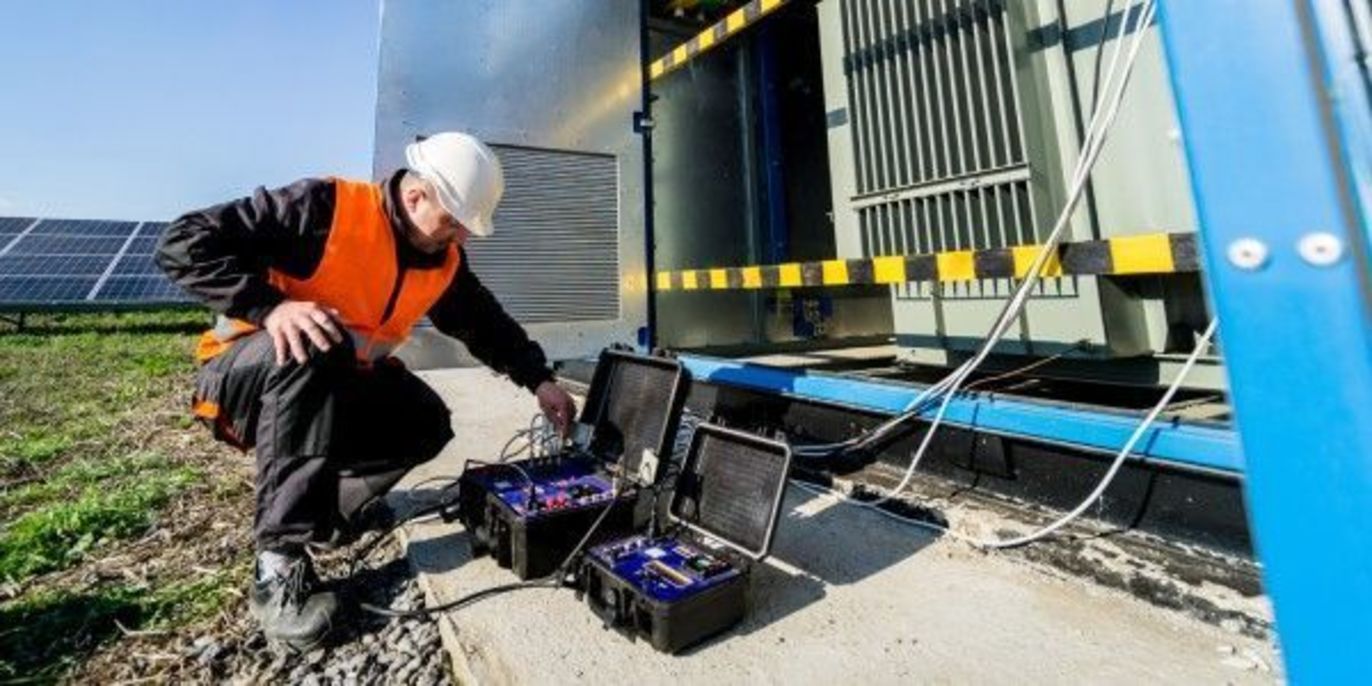 Images HARMONIZER - Power Quality Consulting AB