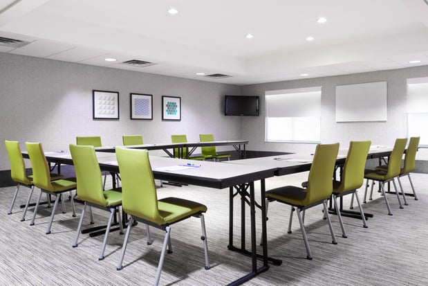 Images Holiday Inn Express & Suites Columbus Airport East by IHG